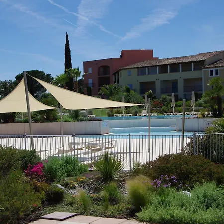 Domaine Du Golf De فيلة